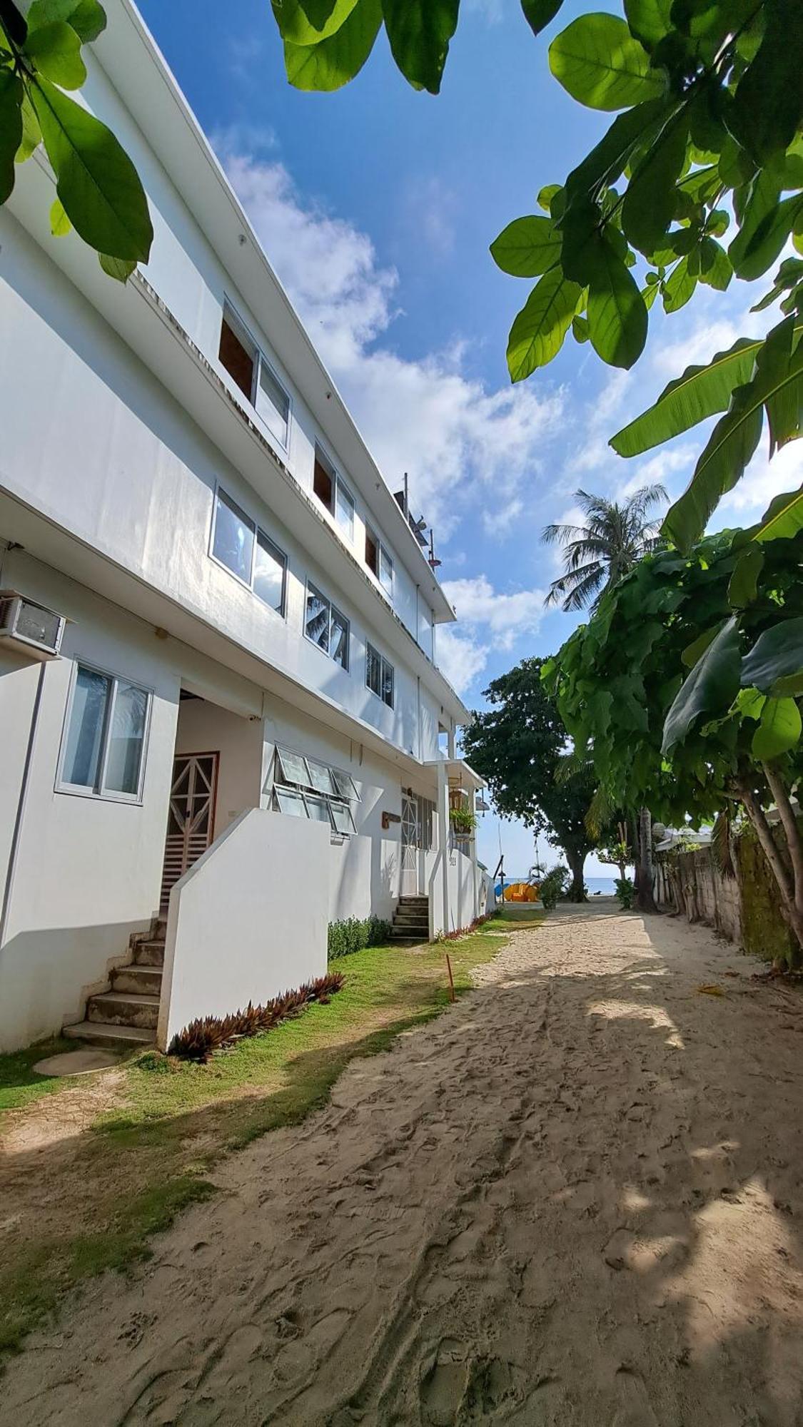 In Dai Aquasports And Beach Resort Santa Fe  Exterior photo